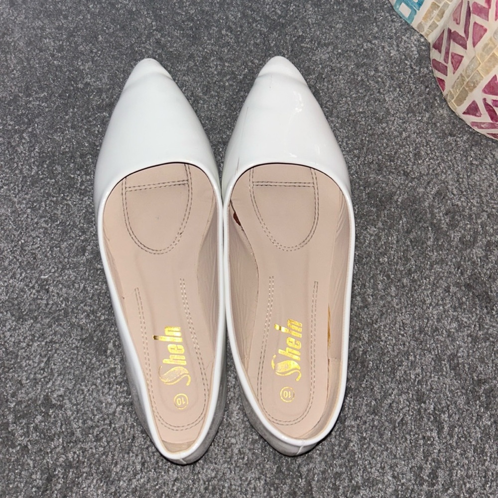 ballet flats